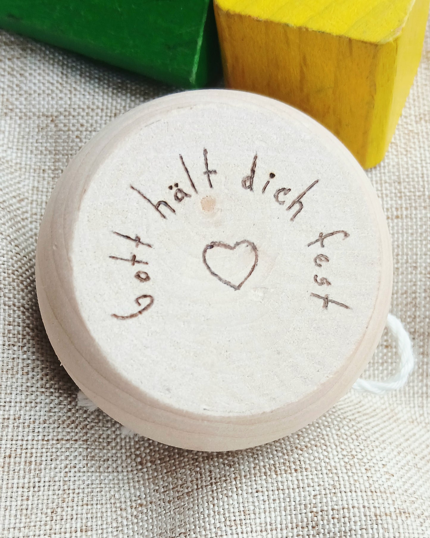 Holzjojo mit Botschaft - personalisierbar