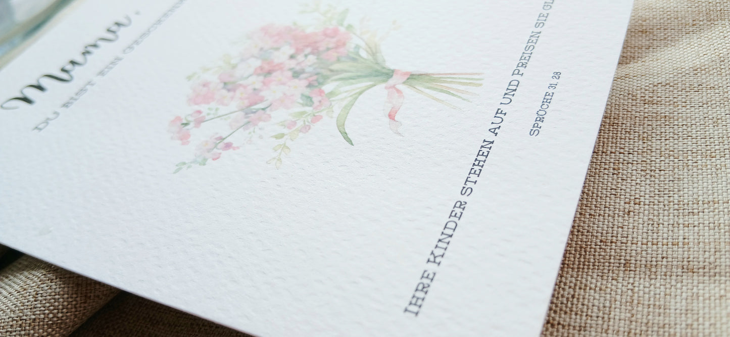 Postkarte „Mama, du bist ein Geschenk“ – Sprüche 31,28 | Muttertagskarte A6